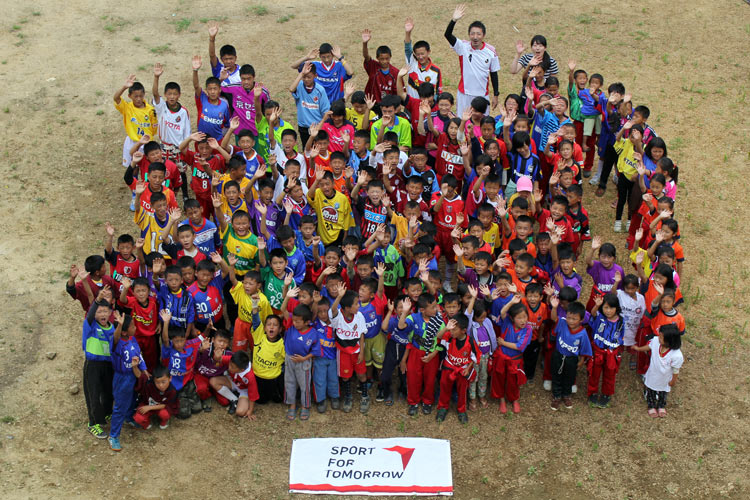 【活動報告】ブータンの子どもたちにユニフォームを届けました！（２）