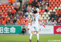 岡山、敵地で大宮と引き分け暫定ながら首位キープ 松本は甲府下し2勝目【サマリー:明治安田J2 第9節】
