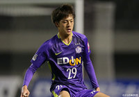 MF川村が全治6週間の負傷【広島】