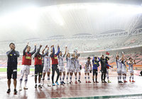 注目のJ1降格組対決は大量5得点を奪った甲府が勝利!【サマリー:明治安田J2 第17節】