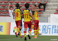 北九州が終盤で追いつかれ、勝点3を逃すも暫定首位浮上!鳥取は2試合連続の劇的勝利【サマリー:明治安田J3 第15節】