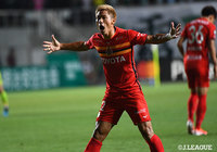 10人の磐田がラストプレーで同点PK弾!名古屋は途中出場の赤﨑の1発で土壇場ドロー【サマリー:明治安田J1 第23節】