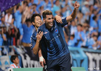 横浜FC、大量5得点を奪う勝利で11戦負けなし!3位京都は福岡と1-1のドロー決着【サマリー:明治安田J2 第29節】