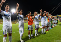 4得点を奪った山形が首位・柏を撃破!横浜FCは甲府とのシーソーゲームを制し2位をキープ【サマリー:明治安田J2 第31節】