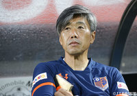 高木監督との契約を更新【大宮】