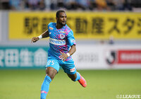 FWチコ オフォエドゥとの契約を解除【鳥栖】