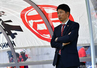 服部監督が契約を更新【福島】