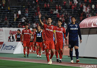 熊本が後半AT弾で追いつき2-2決着 千葉は今季初の連勝ならず【サマリー:明治安田J2 第11節】