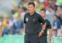 松田監督の退任を発表。新監督に加藤氏が就任【宮崎】