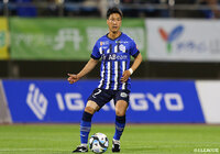 MF岡﨑が現役引退を発表【山形】