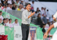 米山監督が契約を更新【讃岐】