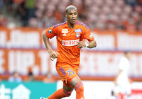 FWグスタボ ネスカウが契約満了【新潟】