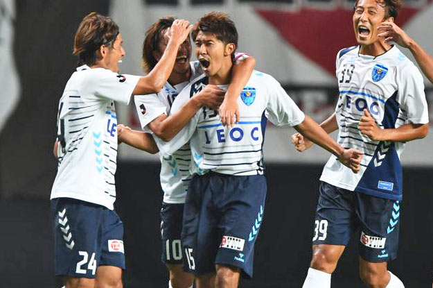 横浜FCが今季初の3連勝飾る
