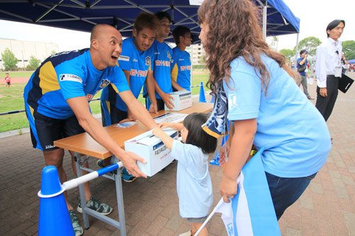 [ [ 讃岐:8/31岡山戦での「広島市内で発生した土砂災害に対する義援金募金」ご協力に対する御礼及び活動報告 ] ] | J's GOAL | フォトニュース