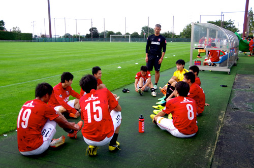 [ [ ヤマザキナビスコカップ：準々決勝 浦和 vs 広島 ] ] | J's GOAL | フォトニュース
