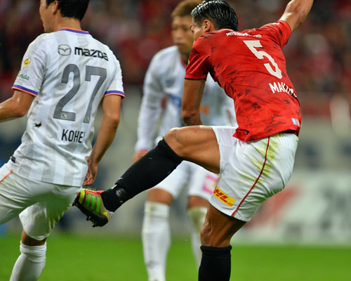 [ [ ヤマザキナビスコカップ：準々決勝 浦和 vs 広島 ] ] | J's GOAL | フォトニュース