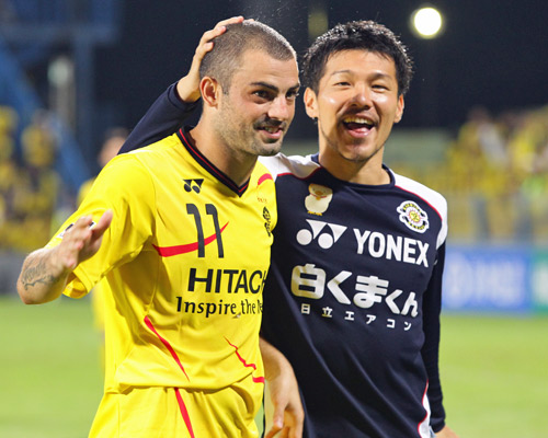 [ [ ヤマザキナビスコカップ：準々決勝 柏 vs 横浜FM ] ] | J's GOAL | フォトニュース