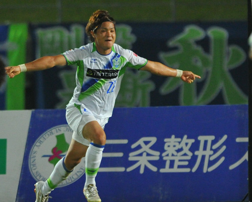 [ [ J2：第31節 讃岐 vs 湘南 ] ] | J's GOAL | フォトニュース