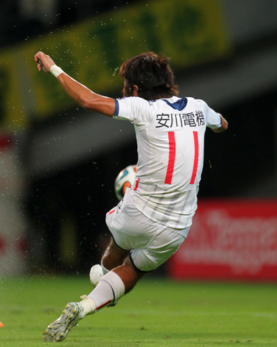 [ [ J2：第31節 千葉 vs 北九州 ] ] | J's GOAL | フォトニュース