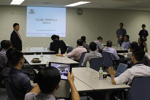 [ [ J1：第25節 横浜FM vs 広島 ]Jリーグアジア戦略　ベトナムからの視察団が日産スタジアムを訪問 ] | J's GOAL | フォトニュース