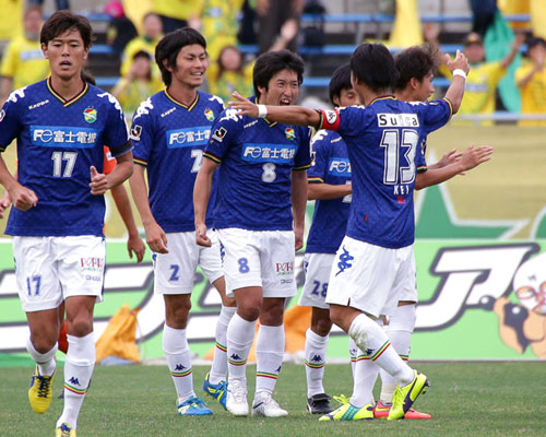 [ [ J2：第33節 愛媛 vs 千葉 ] ] | J's GOAL | フォトニュース