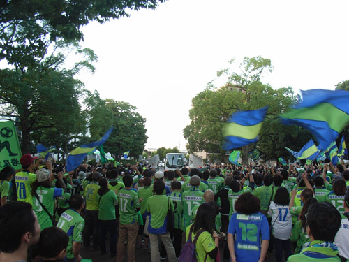 [ J2：第34節 湘南 vs 岐阜 ] | J's GOAL | フォトニュース