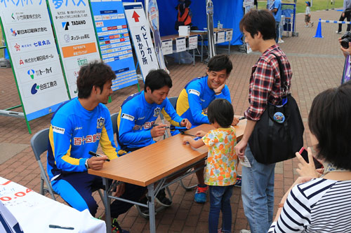 [ [ J2：第35節 讃岐 vs 群馬 ] ] | J's GOAL | フォトニュース