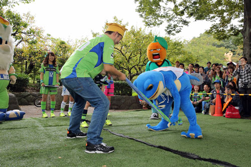 [ [ J2：第35節 湘南 vs 愛媛 ] ] | J's GOAL | フォトニュース