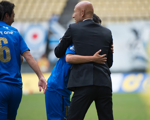 [ [ J2：第35節 大分 vs 磐田 ] ] | J's GOAL | フォトニュース