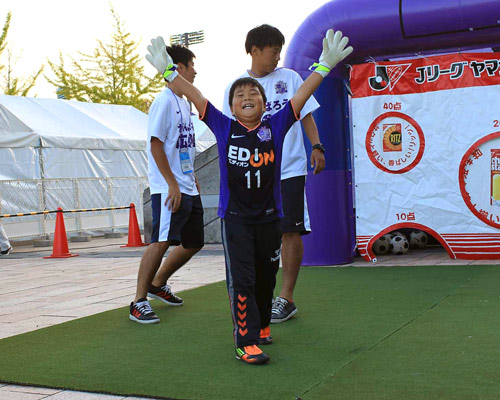 [ [ ヤマザキナビスコカップ：準決勝 広島 vs 柏 ] ] | J's GOAL | フォトニュース