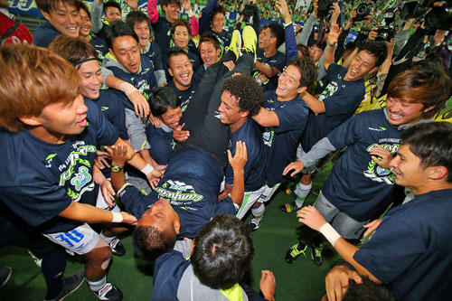 [ [ J2：第36節 東京Ｖ vs 湘南 ] ] | J's GOAL | フォトニュース