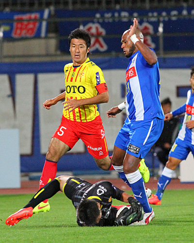 [ [ 第94回天皇杯 準々決勝 山形 vs 北九州 ] ] | J's GOAL | フォトニュース