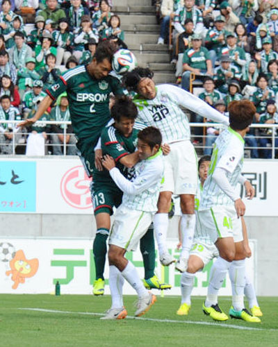 [ [ J2：第38節 松本 vs 富山 ] ] | J's GOAL | フォトニュース