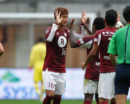 [ [ J1：第30節 神戸 vs 大宮 ] ] | J's GOAL | フォトニュース