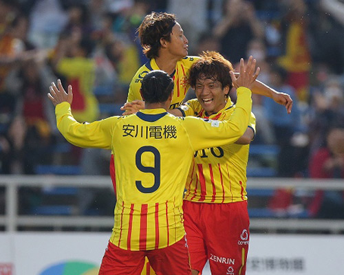 [ [ J2：第38節 北九州 vs 岐阜 ] ] | J's GOAL | フォトニュース
