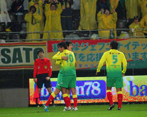 [ [ J2：第39節 千葉 vs 磐田 ] ] | J's GOAL | フォトニュース