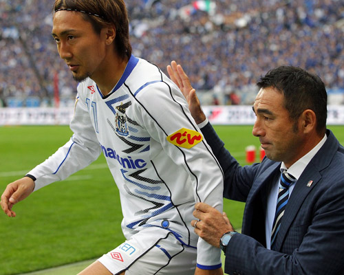 [ [ ヤマザキナビスコカップ：決勝 広島 vs Ｇ大阪 ] ] | J's GOAL | フォトニュース