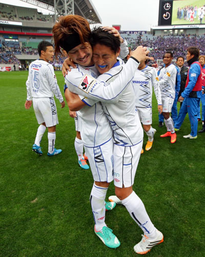 [ [ ヤマザキナビスコカップ：決勝 広島 vs Ｇ大阪 ] ] | J's GOAL | フォトニュース