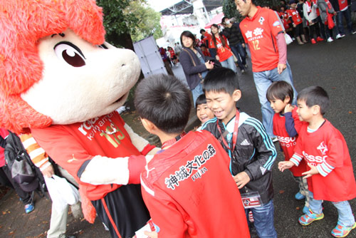 [ [ J2：第40節 熊本 vs 愛媛 ] ] | J's GOAL | フォトニュース