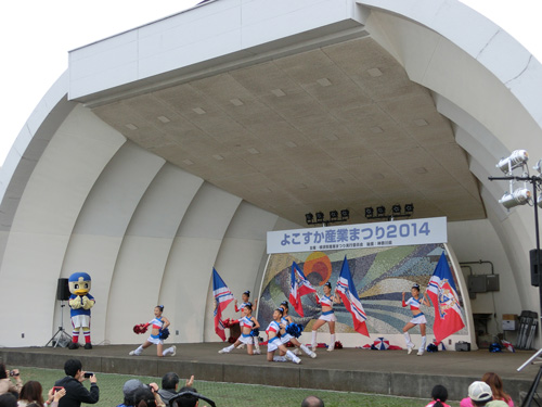 [ [ 横浜FM：「よこすか産業まつり」にＦ・マリノスが参加 ] ] | J's GOAL | フォトニュース