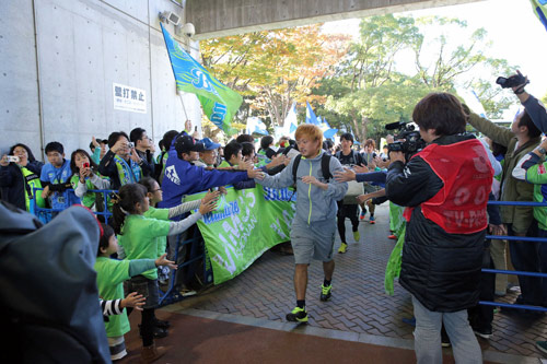 [ [ J2：第41節 湘南 vs 横浜FC ] ] | J's GOAL | フォトニュース