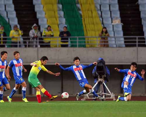 [ [ 第94回天皇杯 準決勝 千葉 vs 山形 ] ] | J's GOAL | フォトニュース