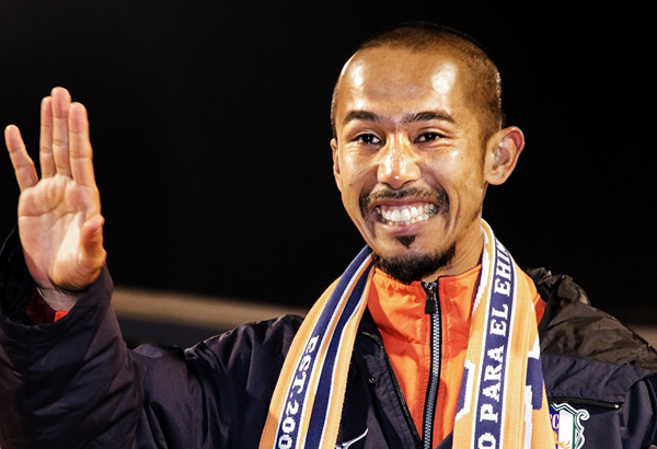 [ [ J.LEAGUE PHOTOS × J's GOALが選ぶ　2014シーズンベストショット（愛媛） ] ] | J's GOAL | フォトニュース