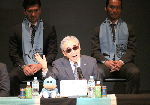[ [ 川崎Ｆ：2015年新体制発表会見 ] ] | J's GOAL | フォトニュース