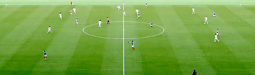 ビルドアップとは？サッカーにおける戦術とポジションの役割を解説