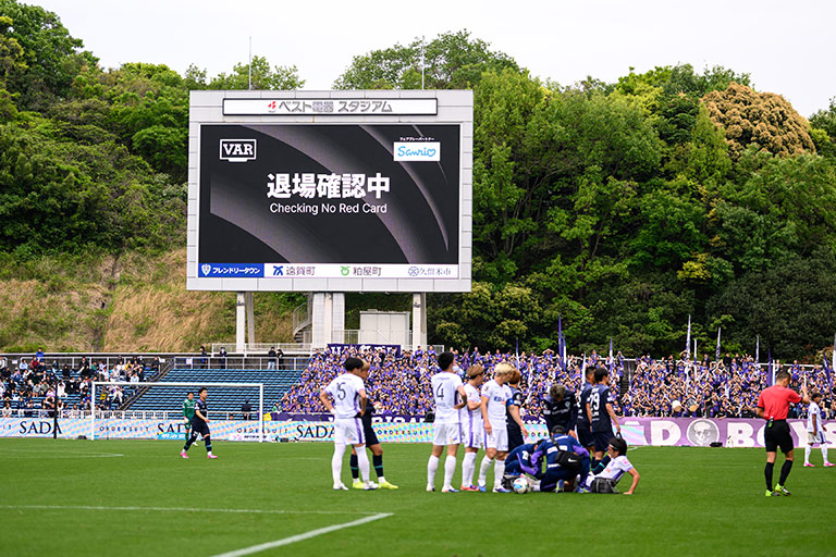写真：TVシグナル（四角のテレビモニターの形を示す）