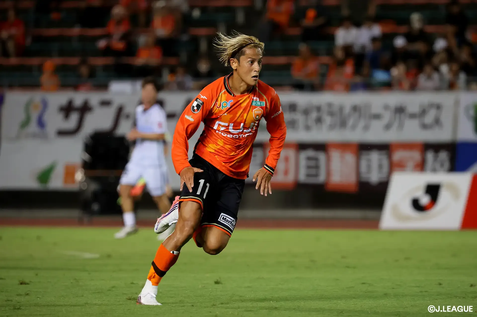 無敗で首位の鹿児島は北九州を相手に5連勝を狙う。3連勝中の山口は相模原を迎え撃つ【プレビュー：明治安田Ｊ３ 第8節】