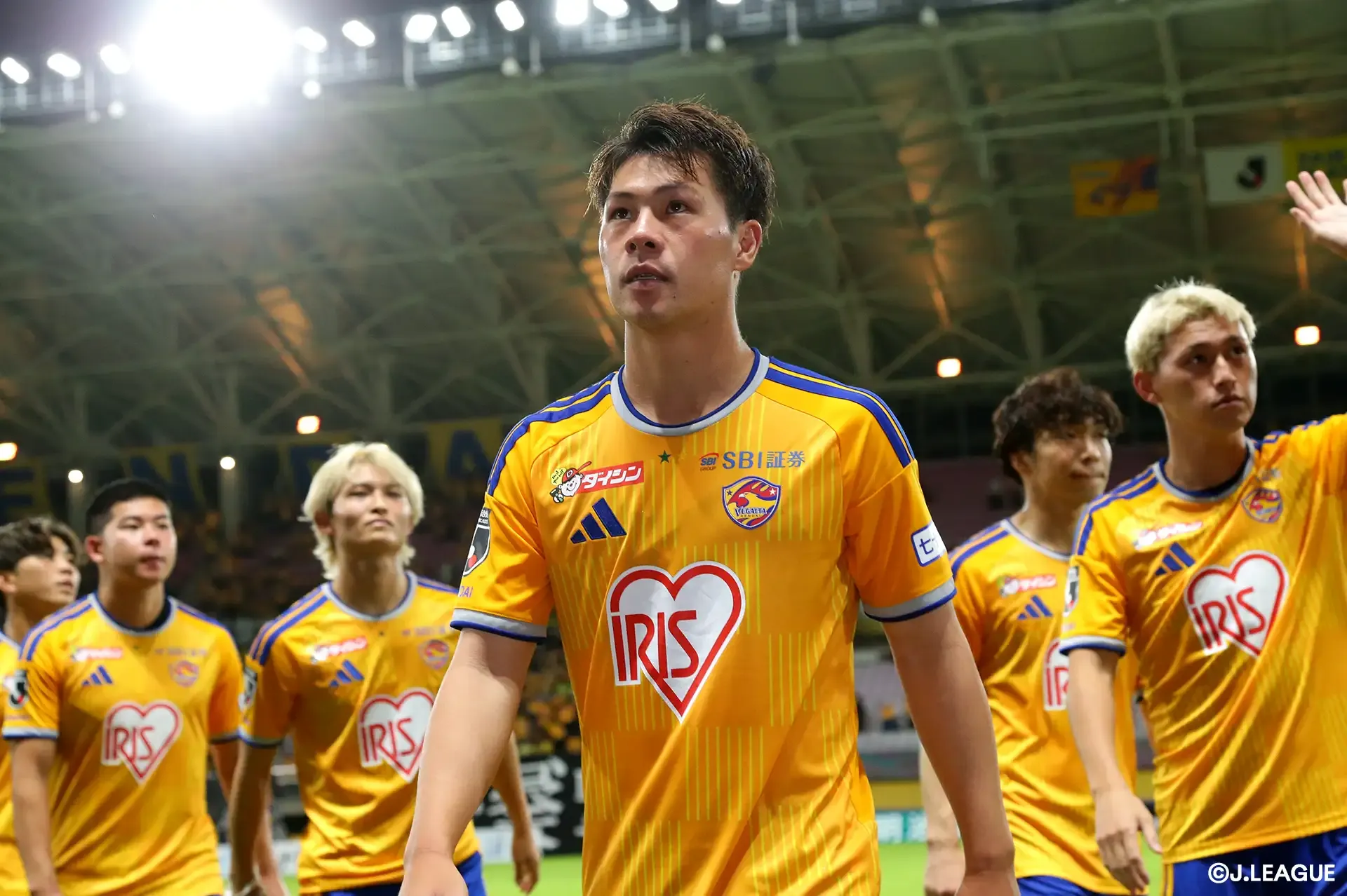 無敗で乗り切った仙台が首位に浮上。好調の富山が上位争いに名乗り【マンスリーレポート(9月):明治安田J2】