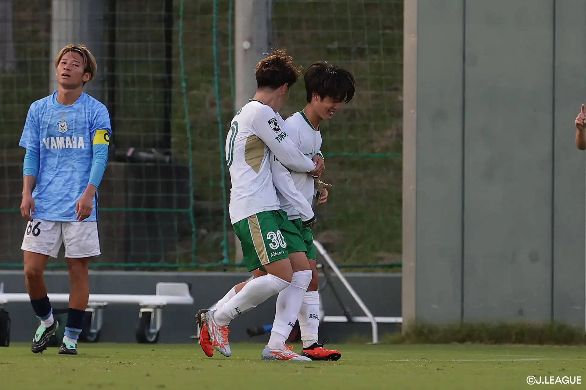 U-21東京ＶがU-21磐田との撃ち合いを制す！U-21神戸はグループ首位に浮上【サマリー：U-21 Ｊリーグ 第5節】
