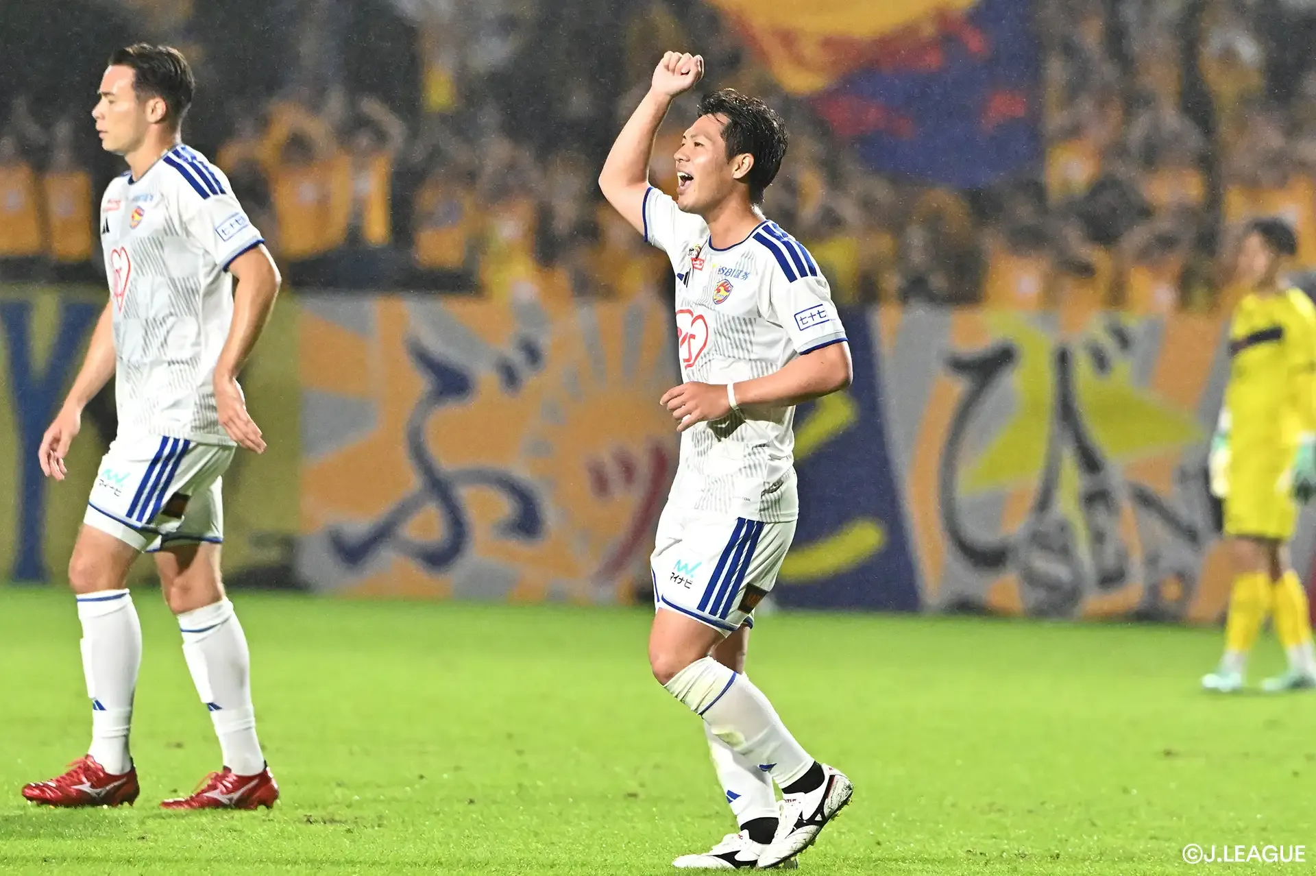 Sendai Beat Iwaki 2-0 to Go Top! Toyama and Yokohama FC Draw 3-3 in Top-Four Clash [Summary: MEIJI YASUDA J2 Matchweek 8]